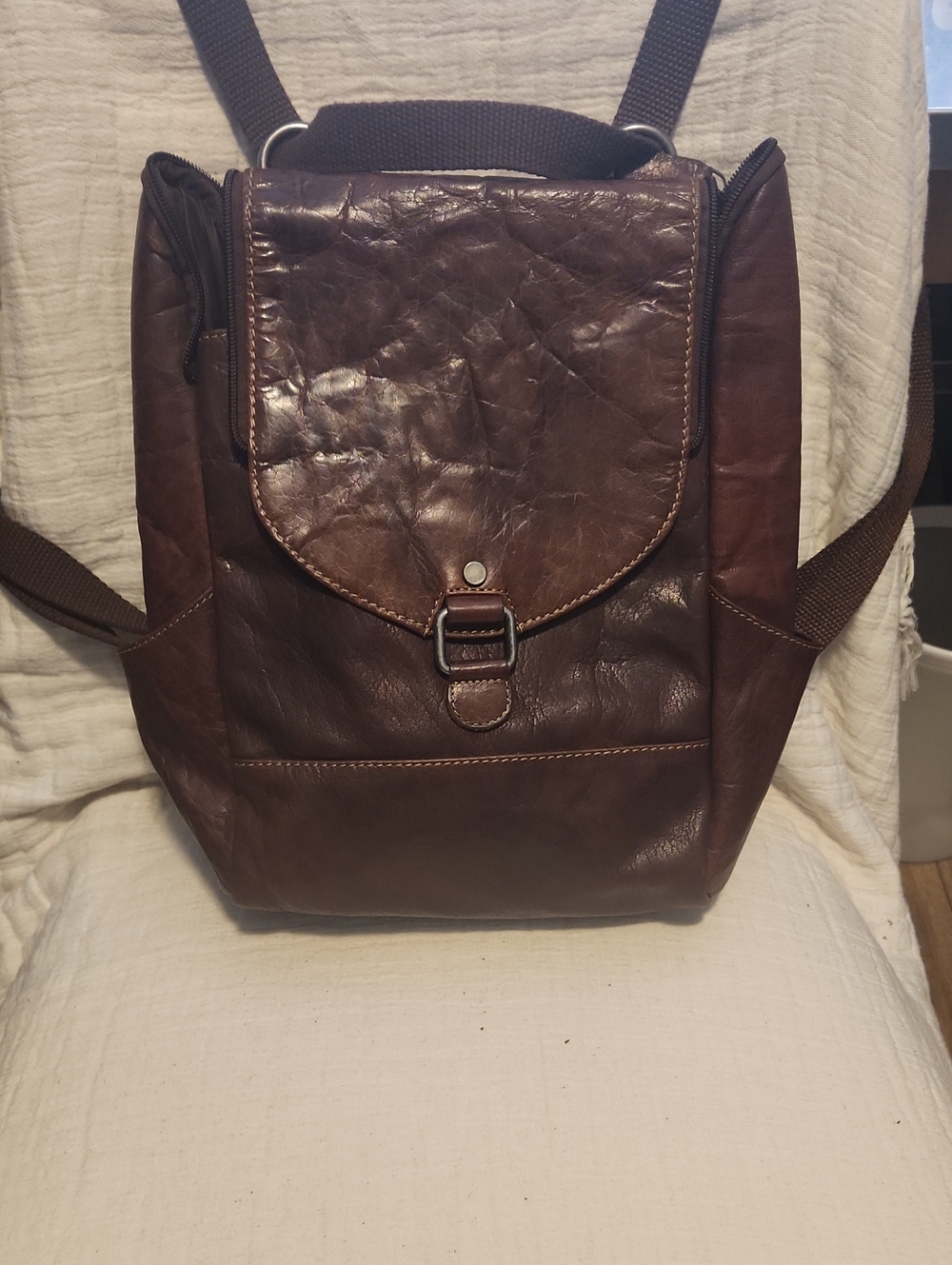 Classic Brown Leather Men’s Backpack - Timeless Style